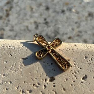 Vintage Elegant Gold-Tone Cross Pendant w/ Red Accent